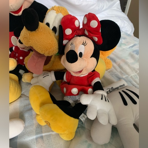 Disney stuffies Mickey Mouse, Minnie Mouse, Pluto Authentic Disney Toys - Picture 3 of 7